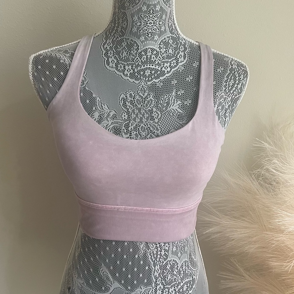 lululemon athletica Light Pink Seamless Padded Sports Bra